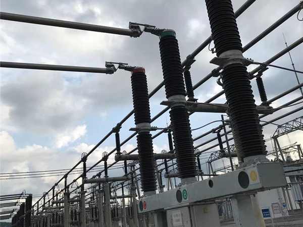 绝缘管型母线槽